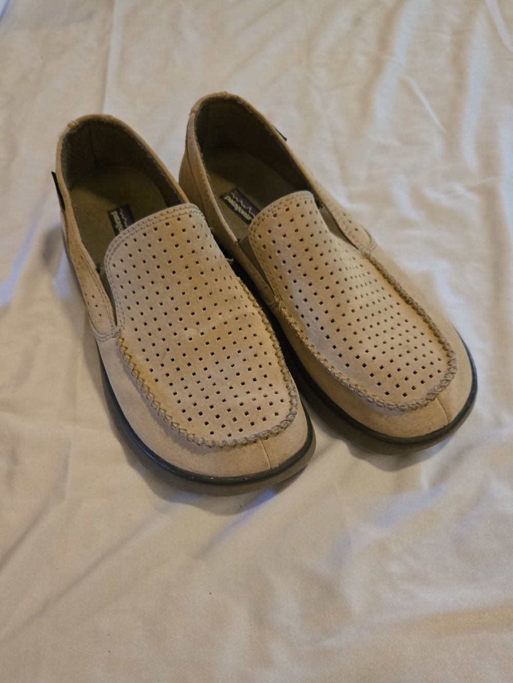 Patagonia Men's Perforated Slip-On Loafers in Beige Size 9.5